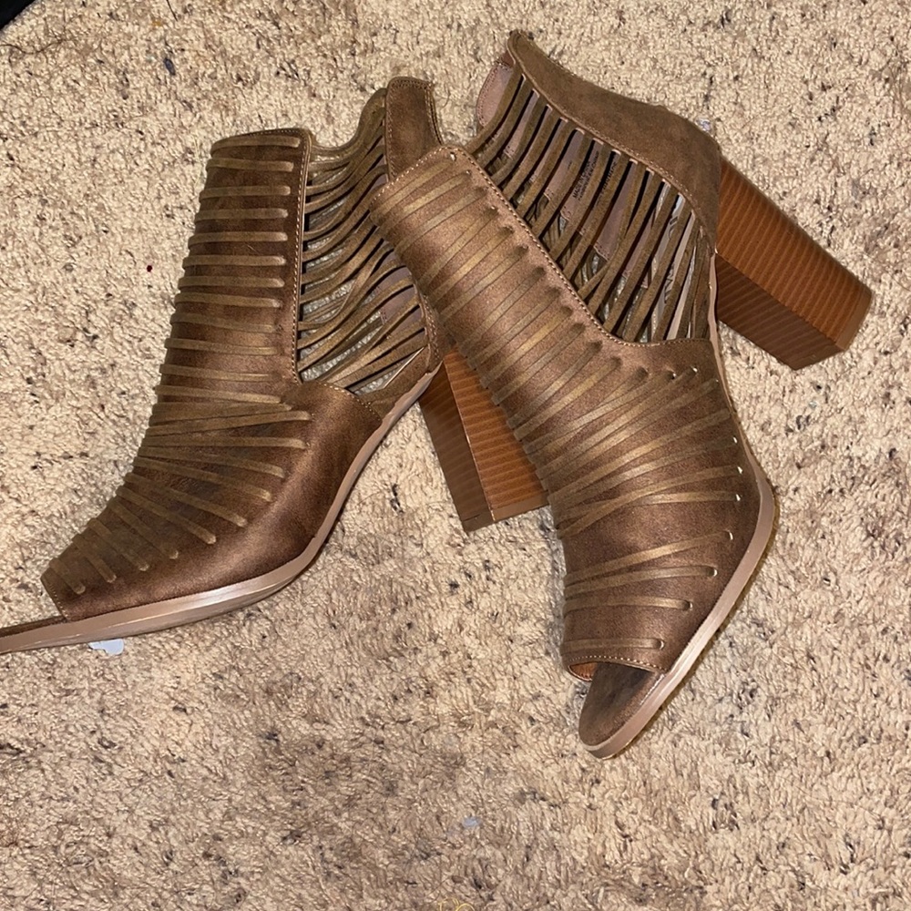 JustFab heels! Brand new!